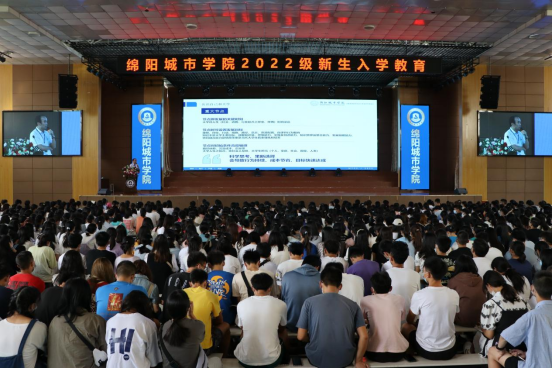 https://www.mycc.edu.cn/__local/E/EB/67/A816D3F03634A2D80CF5F9E83C0_E05296C7_C6CE5.png